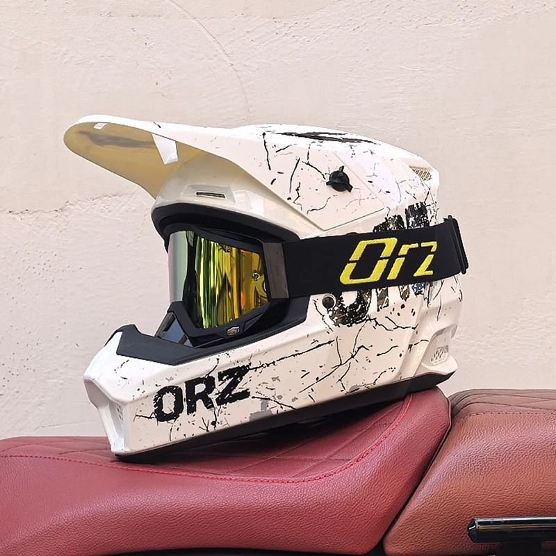 Rampage — Motocross motorcycle helmet by Vulcan Moto